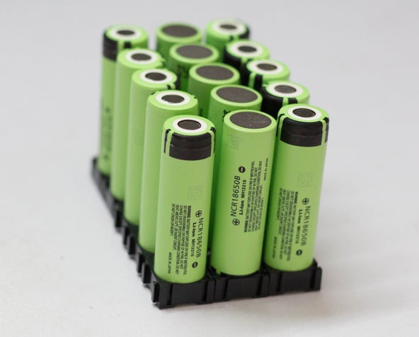 info-1-426 Battery Pack Capacity and Voltage